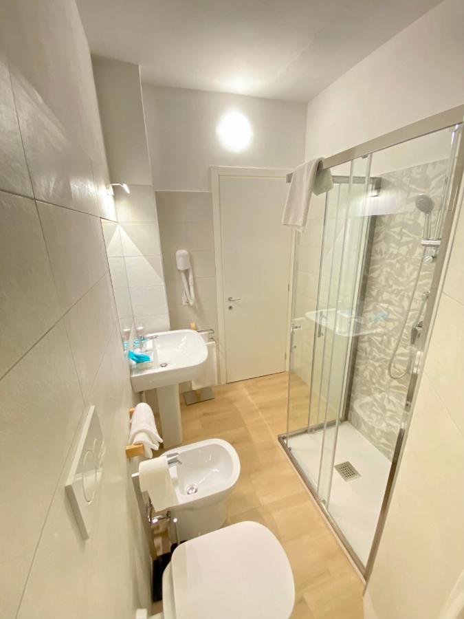 Isola Bella Studios Стреза Екстериор снимка