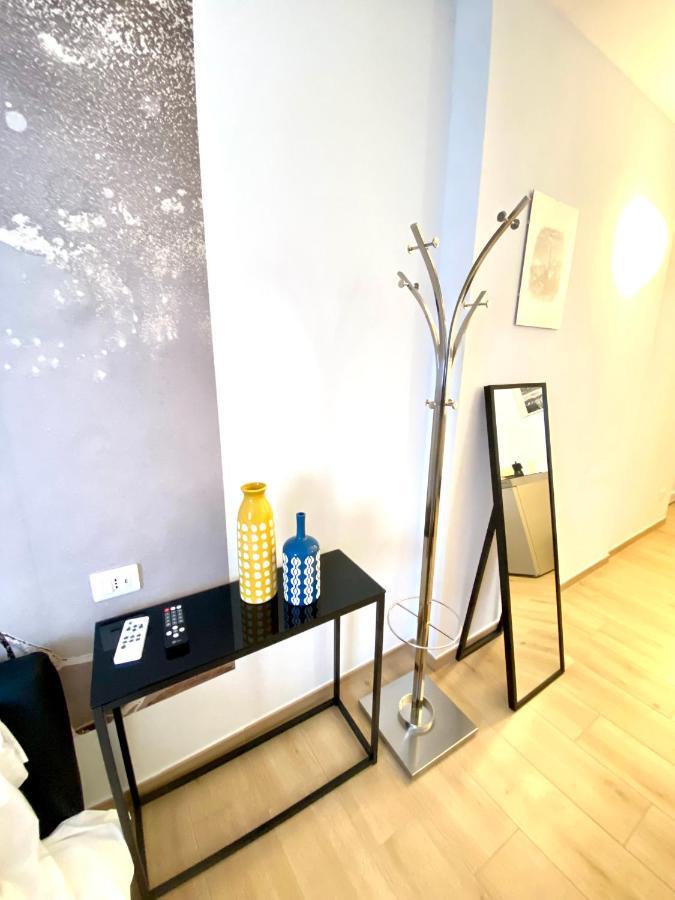 Isola Bella Studios Стреза Екстериор снимка